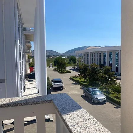 Luxury Lägenhet Velipojë